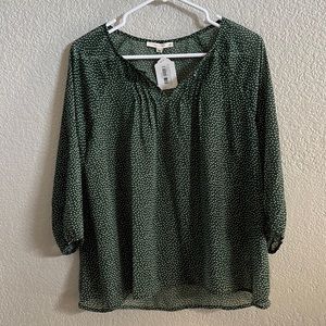 Fun2fun 3/4 shelved green and white polka dot sheet top